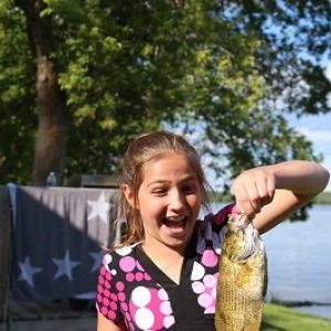 Girl-fishing-Trent-River-Cottages